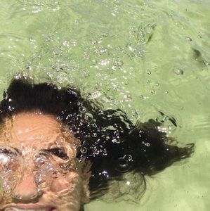 Meet your Posher, Diana